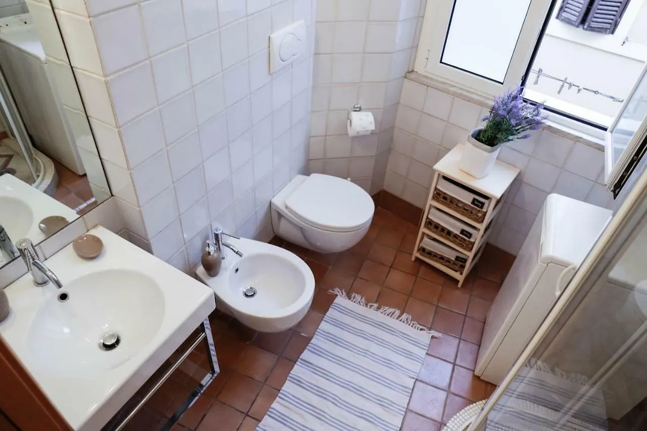 Domus Titiana Amazing Apartment In Trastevere Rome Italie